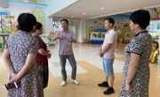 精心迎检，安全开学